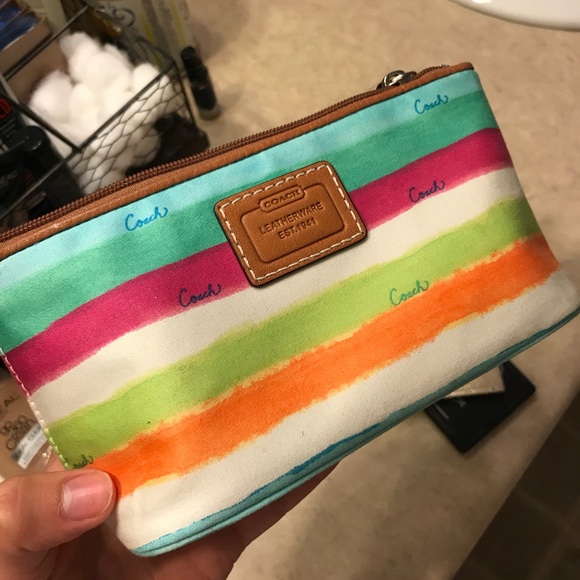 Coach Handbags - NWT coach bag/makeup bag